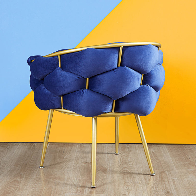 Scandinavische luxe gestoffeerde armloze eetkamerstoelen stoere rugstoel