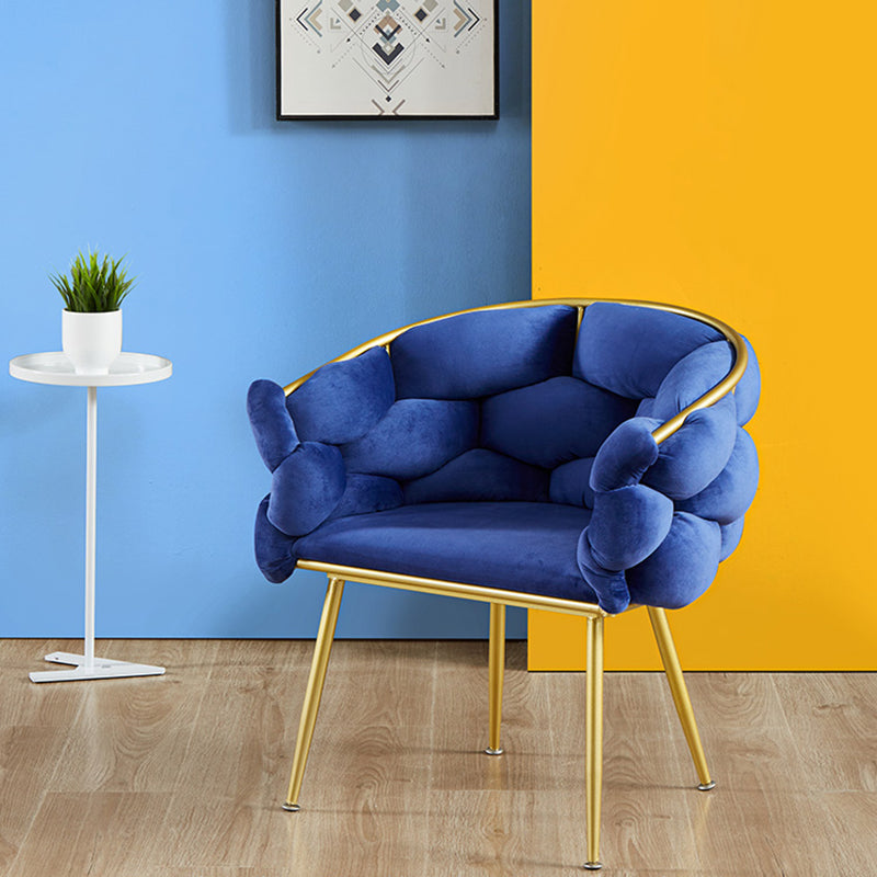 Scandinavische luxe gestoffeerde armloze eetkamerstoelen stoere rugstoel