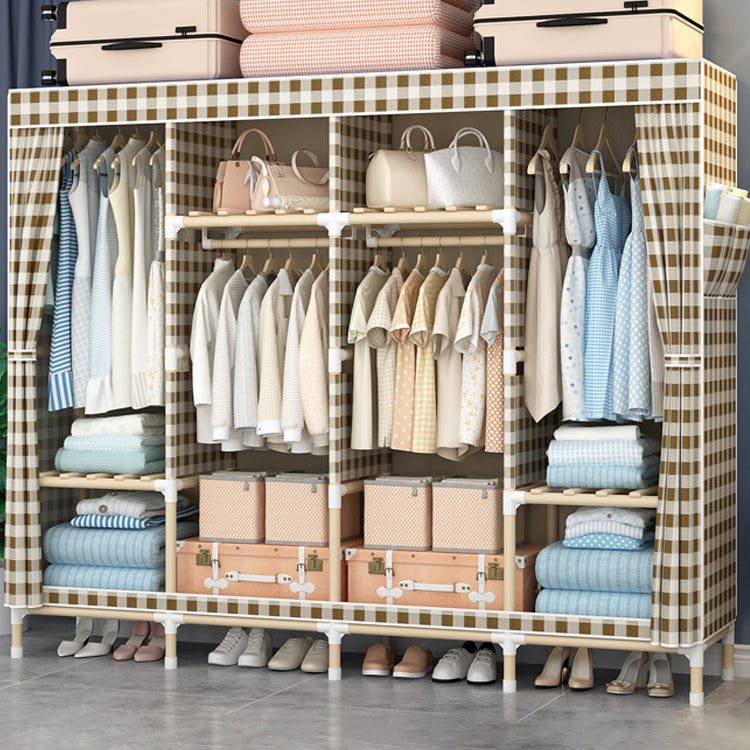 Armadio in legno massiccio di guardaroba in stile contemporaneo con gambe