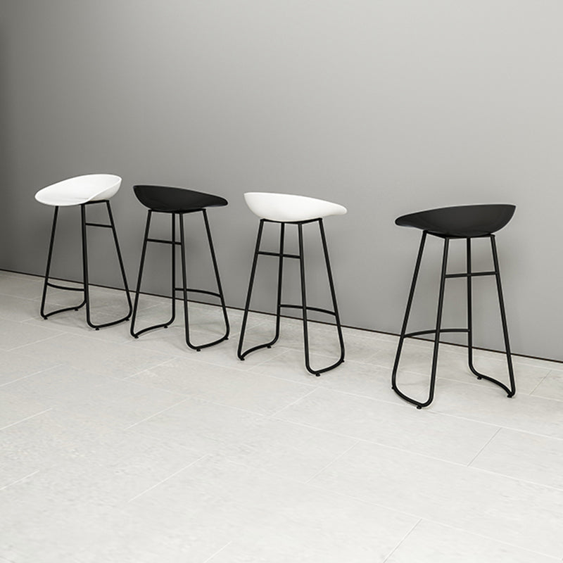 Modern Backrest Armless Counter Stool Iron Bar Stool with Acrylic Seat and Pedal for Cafe Clearhalo 'Bar Furniture' 'Bar Stools' 'bar_stools' 'furn' 'furn_bar_stools' 'Furniture' 'Kitchen & Dining Furniture' 5724617