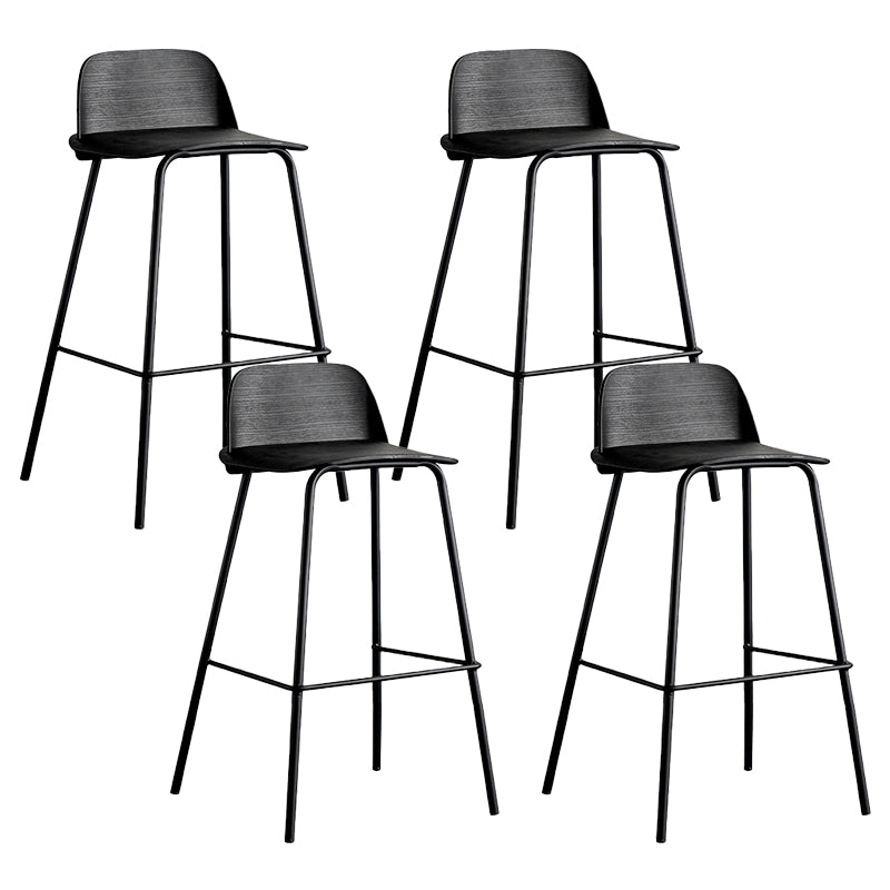 Low Back Counter Stools Modern Footrest Plastic Indoor Bar & Counter Stool Black 4 Piece Set Counter Stool(26"H) Clearhalo 'Bar Furniture' 'Bar Stools' 'bar_stools' 'furn' 'furn_bar_stools' 'Furniture' 'Kitchen & Dining Furniture' 5726143