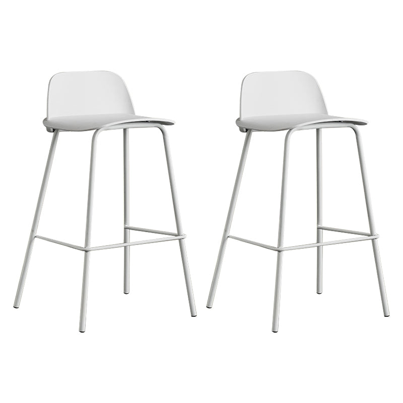 Low Back Counter Stools Modern Footrest Plastic Indoor Bar & Counter Stool White 2 Piece Set Counter Stool(26"H) Clearhalo 'Bar Furniture' 'Bar Stools' 'bar_stools' 'furn' 'furn_bar_stools' 'Furniture' 'Kitchen & Dining Furniture' 5726150