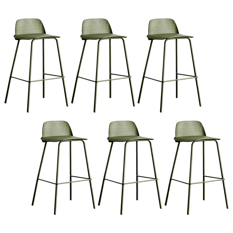 Low Back Counter Stools Modern Footrest Plastic Indoor Bar & Counter Stool Green 6 Piece Set Counter Stool(26"H) Clearhalo 'Bar Furniture' 'Bar Stools' 'bar_stools' 'furn' 'furn_bar_stools' 'Furniture' 'Kitchen & Dining Furniture' 5726160