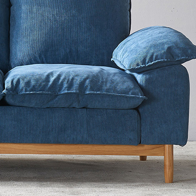 SOFA NORDICO DA 3 PERDIO CHE CILLATO POLIESTRO CHOUTO TOTTO CON CUSCHIONI E BASE IN LEGNO