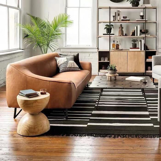 Tabella del piedistallo da 16,5 pollici in legno in legno solido rotondo scandinavo da 16,5 pollici