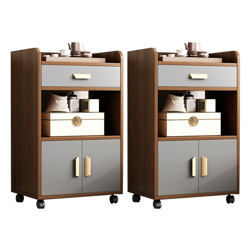 ベッドルームのための現代の木製ベッドサイドキャビネットローワーシェルフナイトテーブル