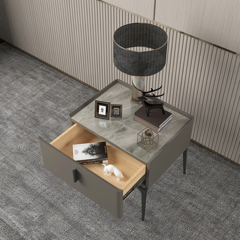 Modern 18 inch H Nightstand Faux Leather 1-ladel nachttafel met benen