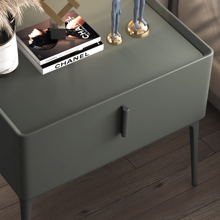 Modern 18 inch H Nightstand Faux Leather 1-ladel nachttafel met benen
