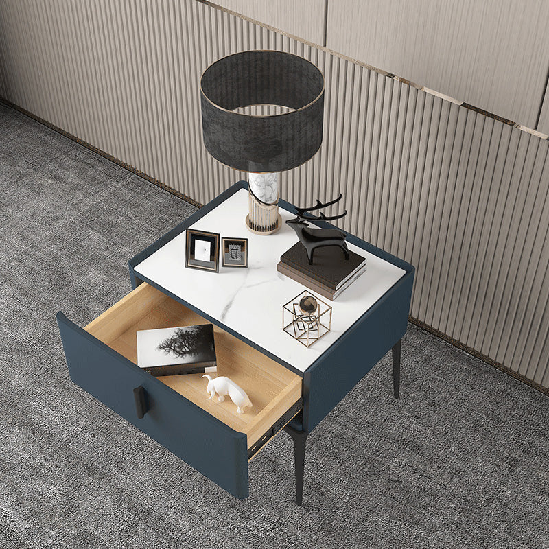 Modern 18 inch H Nightstand Faux Leather 1-ladel nachttafel met benen