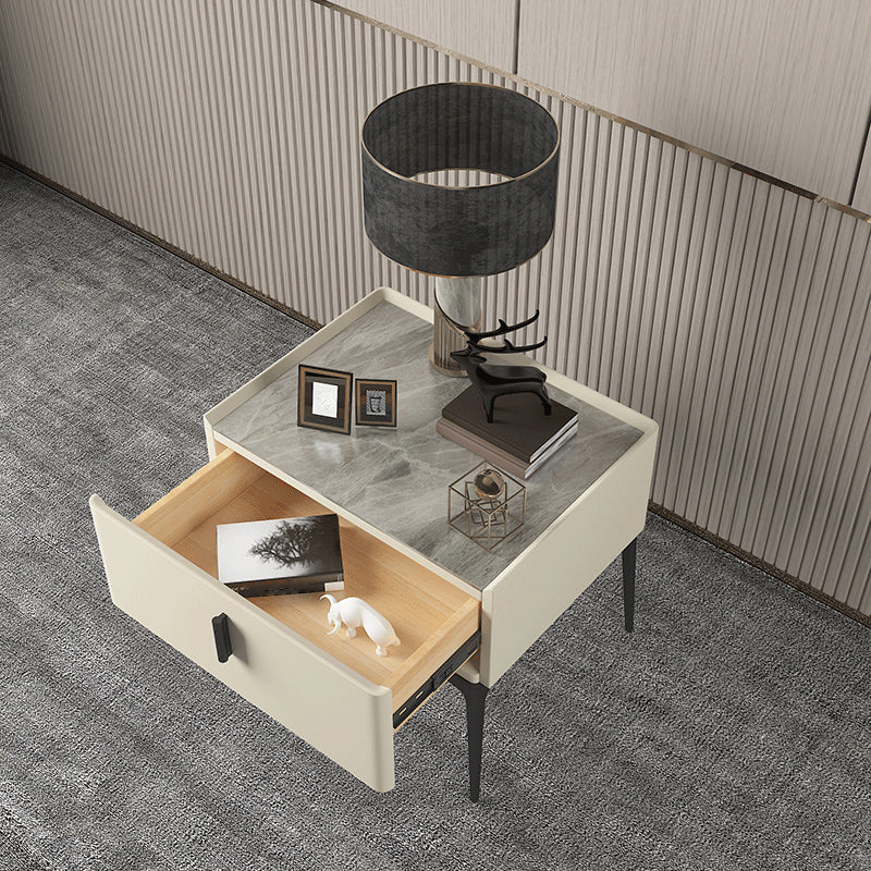 Modern 18 inch H Nightstand Faux Leather 1-ladel nachttafel met benen