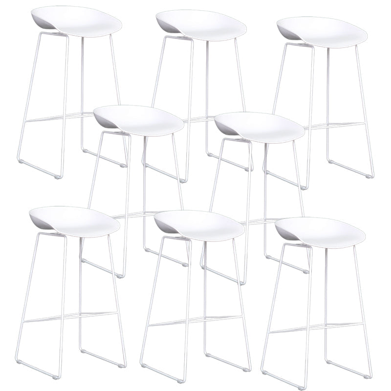 Scandinavian Plastic Bar Stools Footrest Indoor Counter Stool with Metal Legs
