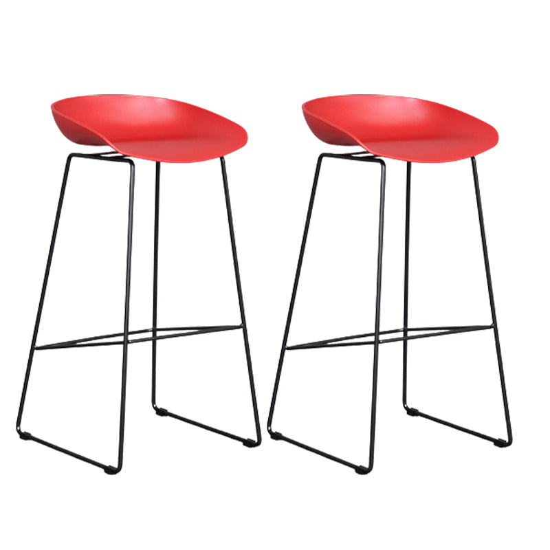 Scandinavian Plastic Bar Stools Footrest Indoor Counter Stool with Metal Legs