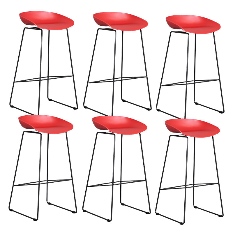 Scandinavian Plastic Bar Stools Footrest Indoor Counter Stool with Metal Legs