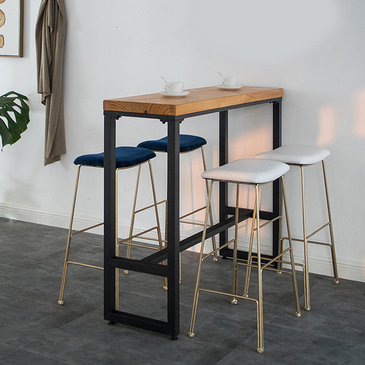 Glam Metallhocker gepolsterte Thekenhocker im matten Finish für Innenräume