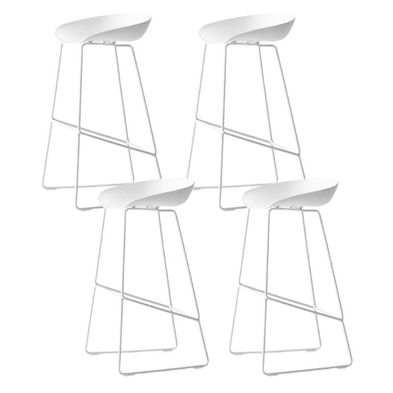 Sgabelli da bar di sedile per sede di plastica scandinavo bristol con base di ferro