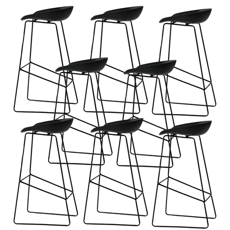 Sgabelli da bar di sedile per sede di plastica scandinavo bristol con base di ferro