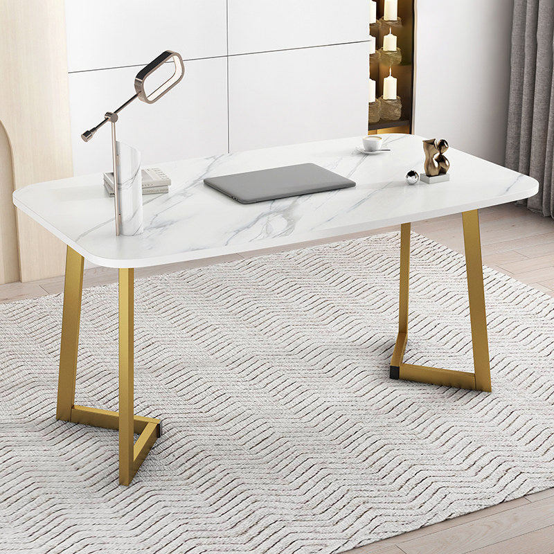 Manufactured Wood Office Desk Rectangular Matte Finish Writing Desk for Home and Office