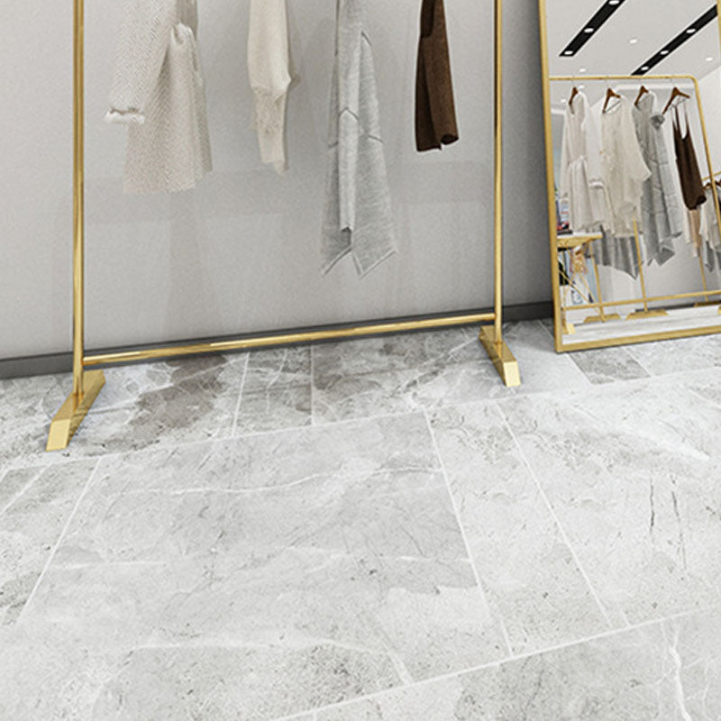 Kit d'entrée industriel en métal stand en métal stand dans le salon