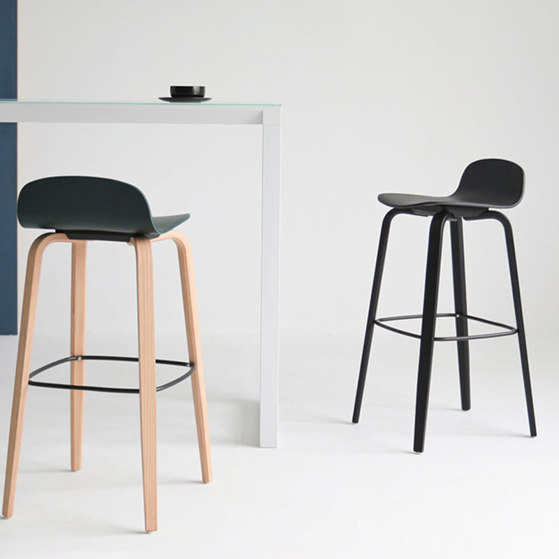 Plastic Low Back Bar Stools Scandinavian Beech Wood Base Barstool