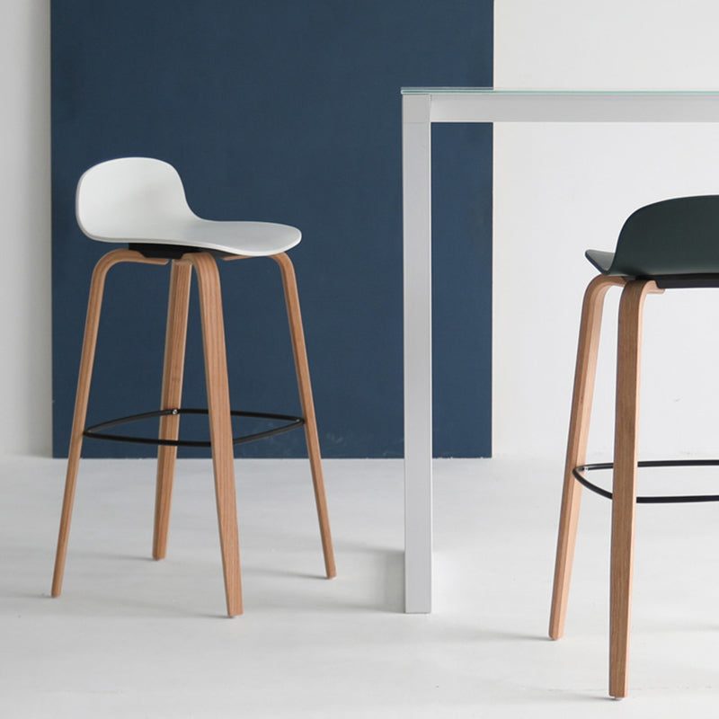Plastic Low Back Bar Stools Scandinavian Beech Wood Base Barstool