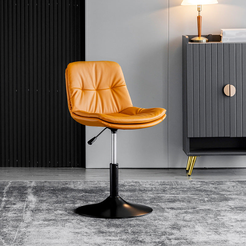 Tabouret de comptoir en fausse en cuir en métal en métal contemporain avec finition mate en finition mate