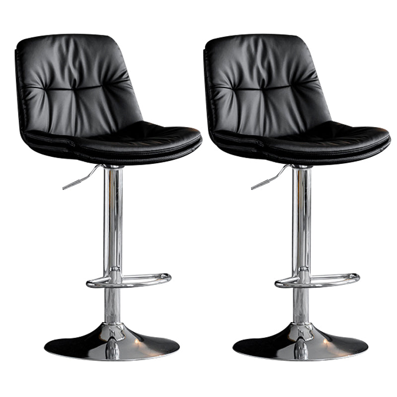 Tabouret de comptoir en fausse en cuir en métal en métal contemporain avec finition mate en finition mate