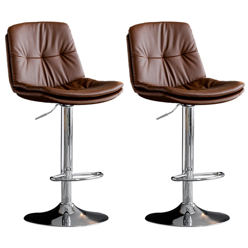 Tabouret de comptoir en fausse en cuir en métal en métal contemporain avec finition mate en finition mate