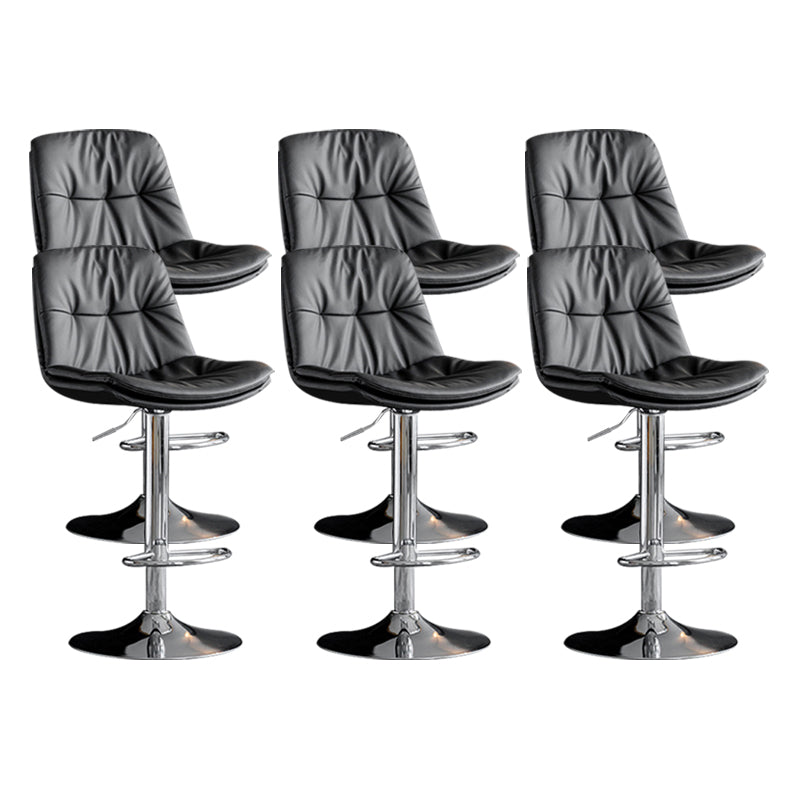 Tabouret de comptoir en fausse en cuir en métal en métal contemporain avec finition mate en finition mate