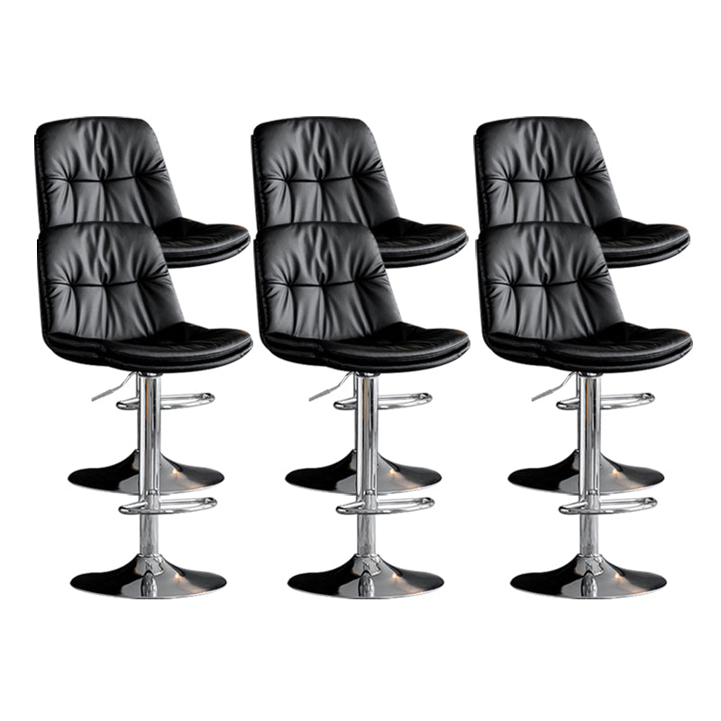 Tabouret de comptoir en fausse en cuir en métal en métal contemporain avec finition mate en finition mate