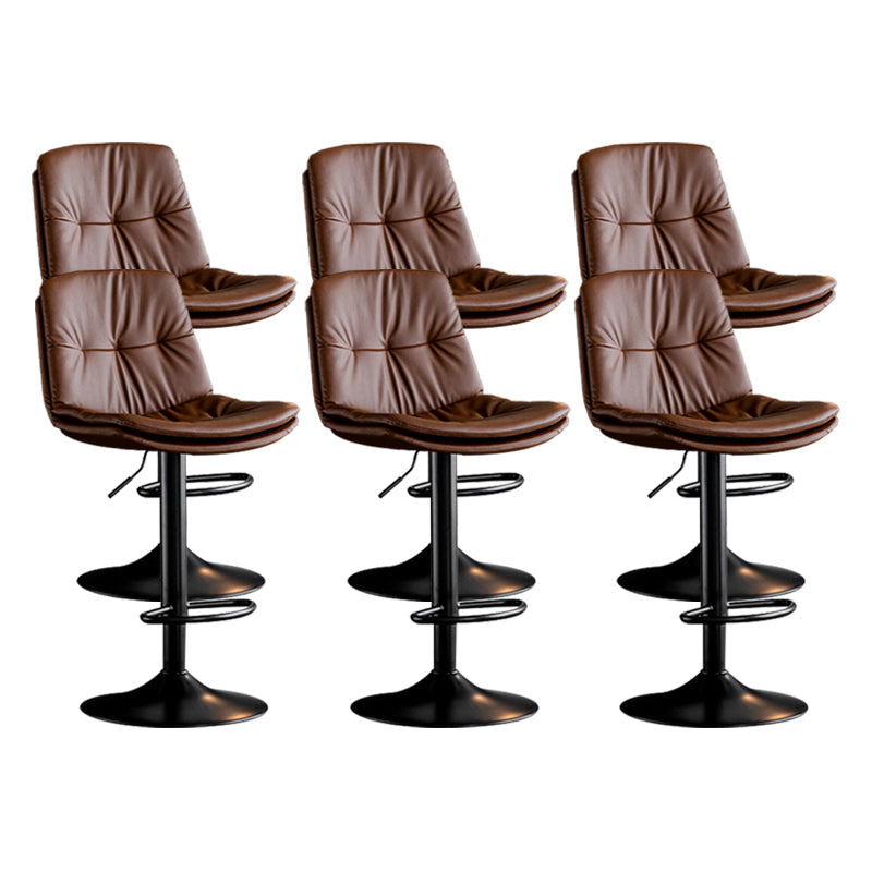 Tabouret de comptoir en fausse en cuir en métal en métal contemporain avec finition mate en finition mate