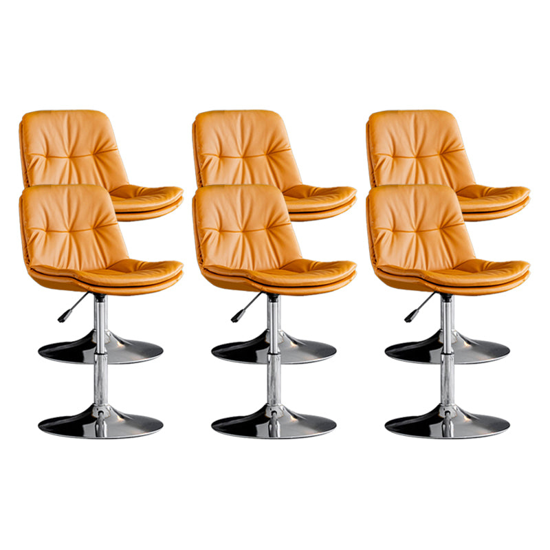 Tabouret de comptoir en fausse en cuir en métal en métal contemporain avec finition mate en finition mate