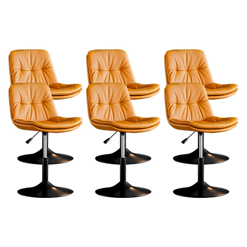 Tabouret de comptoir en fausse en cuir en métal en métal contemporain avec finition mate en finition mate