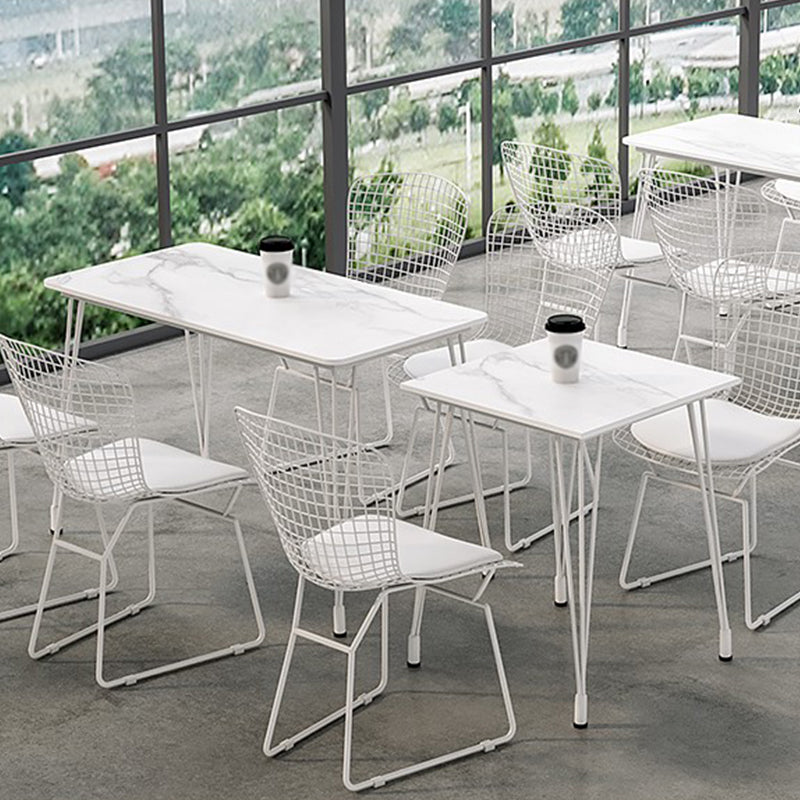 Mesa de comedor al aire libre con trípode Mesa de cena moderna con base metálica y tapa de piedra