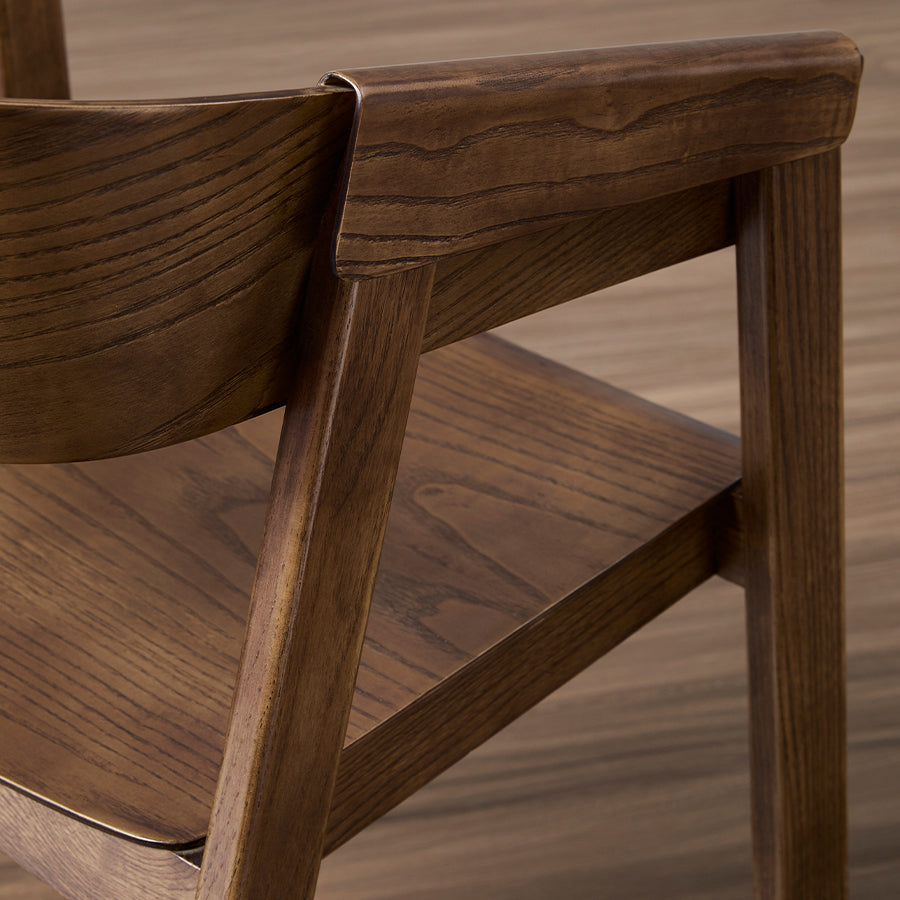 Sillas traseras tradicionales de la espalda silla de comedor con patas de madera para la cocina