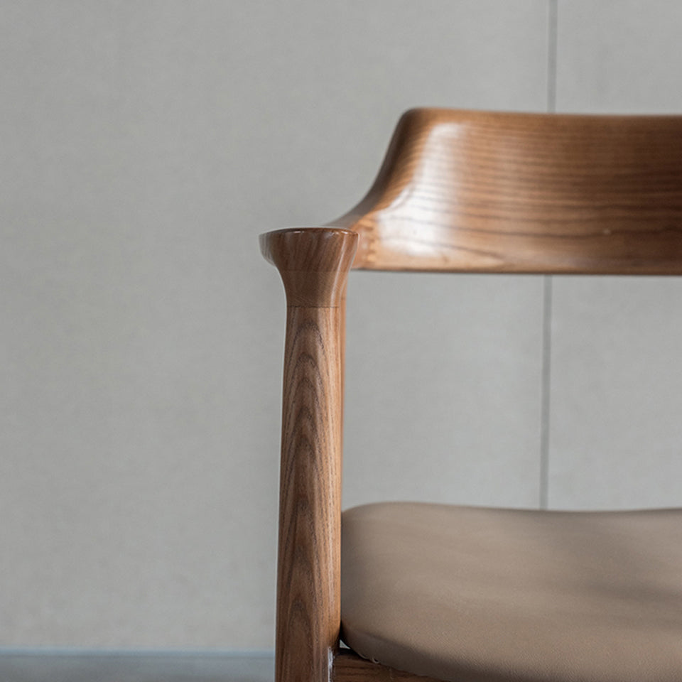 Silla de comedor de silla trasera de estilo tradicional con patas de madera para cocina