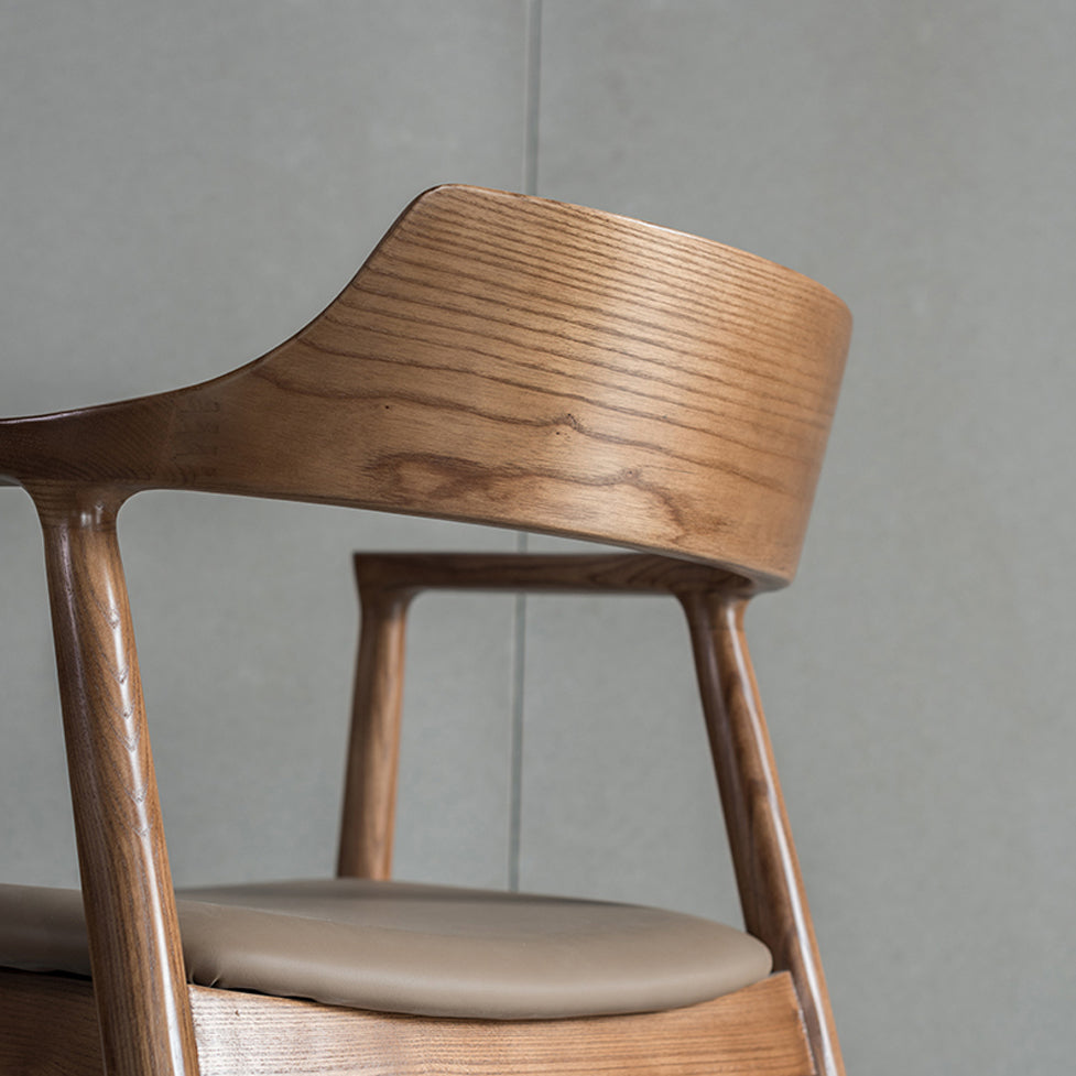 Silla de comedor de silla trasera de estilo tradicional con patas de madera para cocina