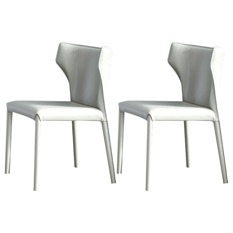 マット仕上げウィングバックダイニングチェアデザイナースタイルのミーティングルームレザーサイドチェア