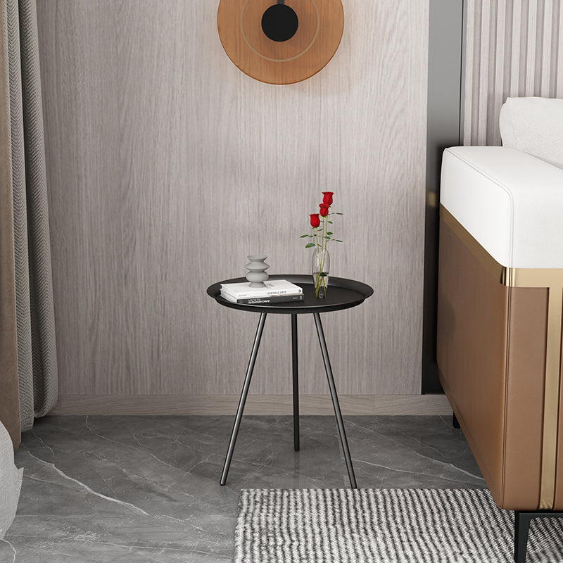 Round End Table Modern Minimalist Side End Table for Living Room 16"L x 16"W x 18"H Black 1 Clearhalo 'Coffee & Accent Tables' 'End & Side Tables' 'end_side_tables' 'furn' 'furn_end_side_tables' 'Furniture' 'Living Room Furniture' 5753221