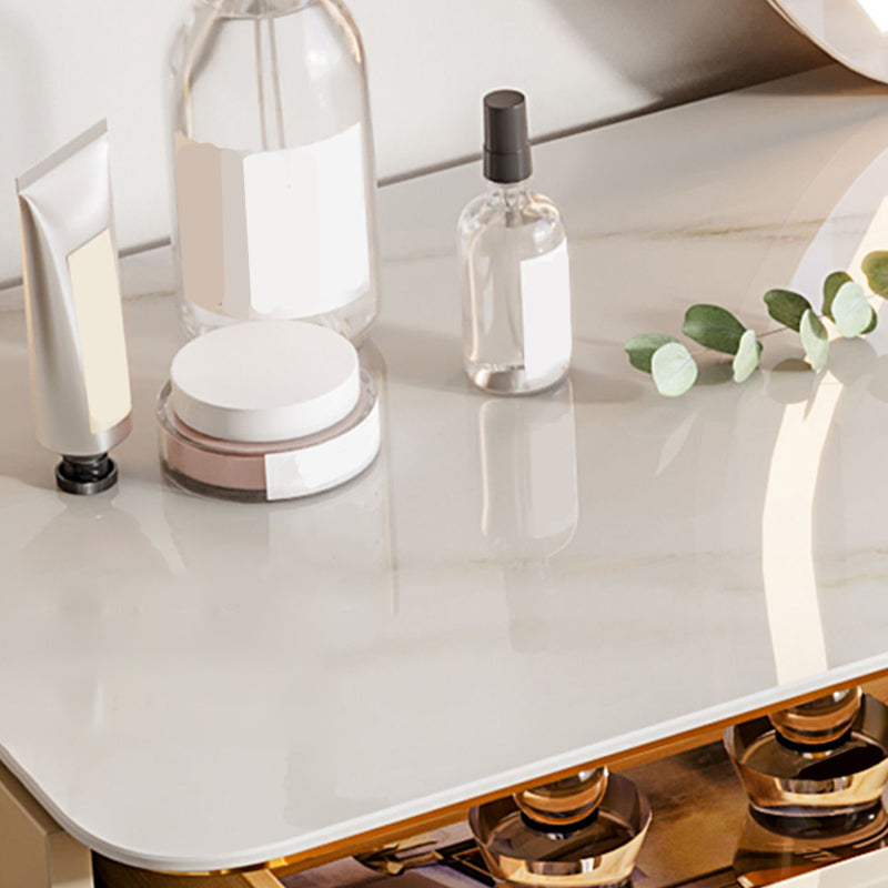 Goldener Eitelkeit Schlafzimmer Make-up Eitelkeithocker im glänzenden Finish