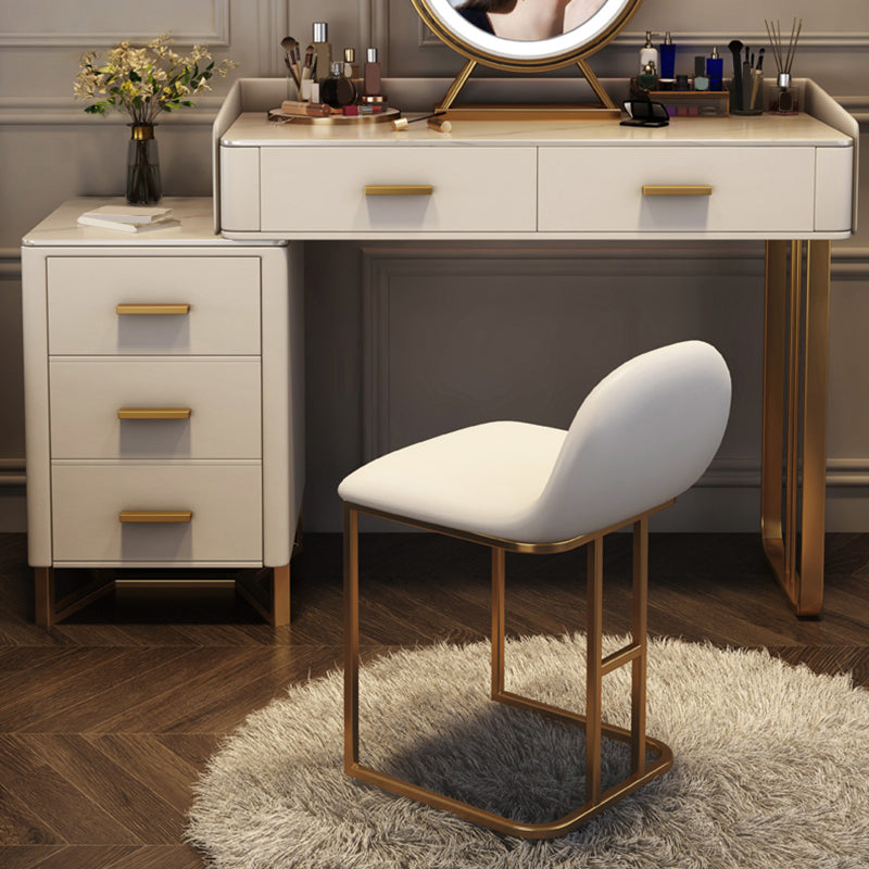 Vanité de maquillage noir / blanc