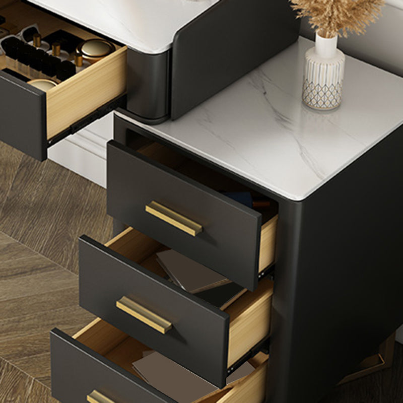 Vanité de maquillage noir / blanc