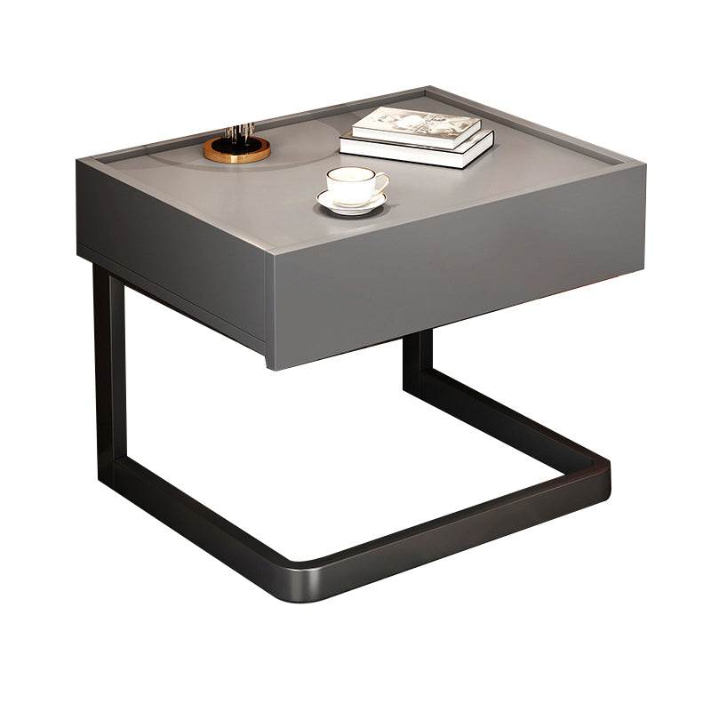 Tiroirs comprenant une table de nuit glamour glamour avec 1 tiroir