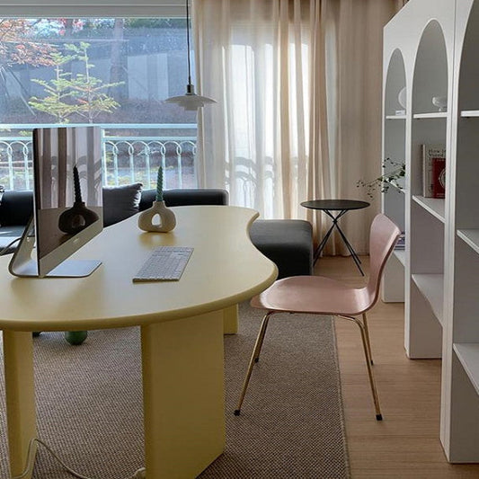 Scrivania di scrittura a forma non convenzionale moderna scrivania in legno massiccio per ufficio