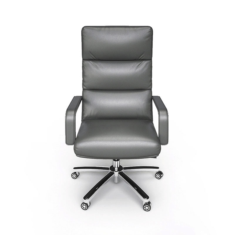Piada di ufficio in pelle morbida per ufficio imbottito armeggiati.
