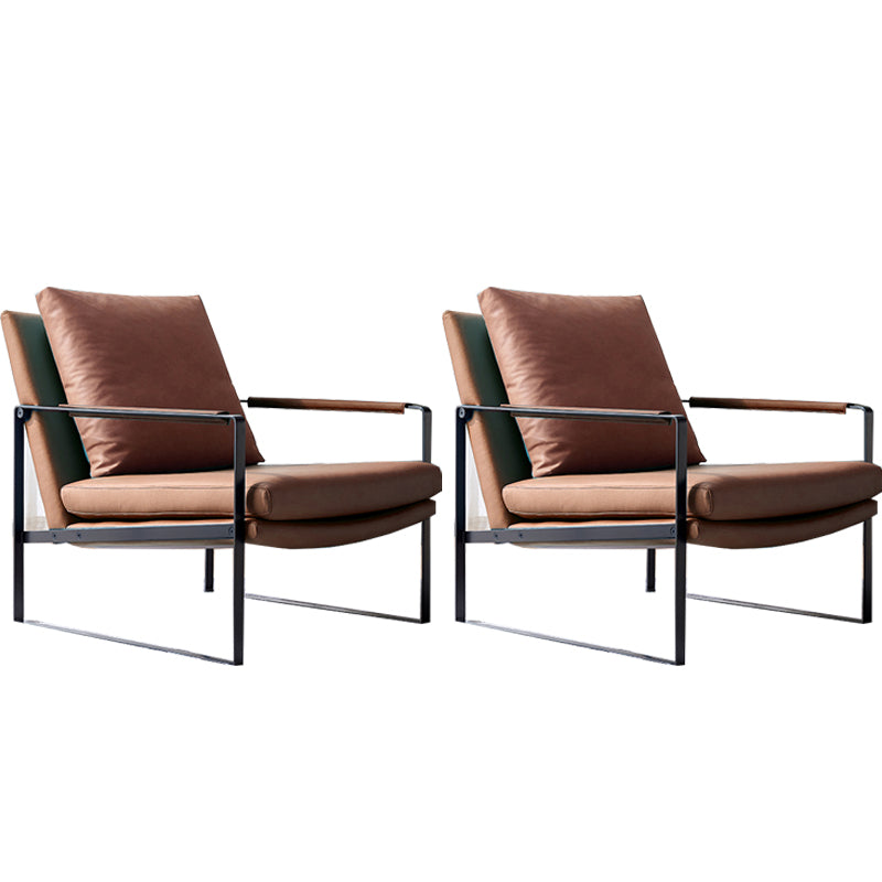 Polquadra di accento in pelle moderna a braccio moderno di metà secolo per camera da letto e soggiorno