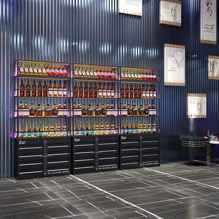 Porte-bouteille à vin industriel en métal avec étagère de bouteille de plancher.