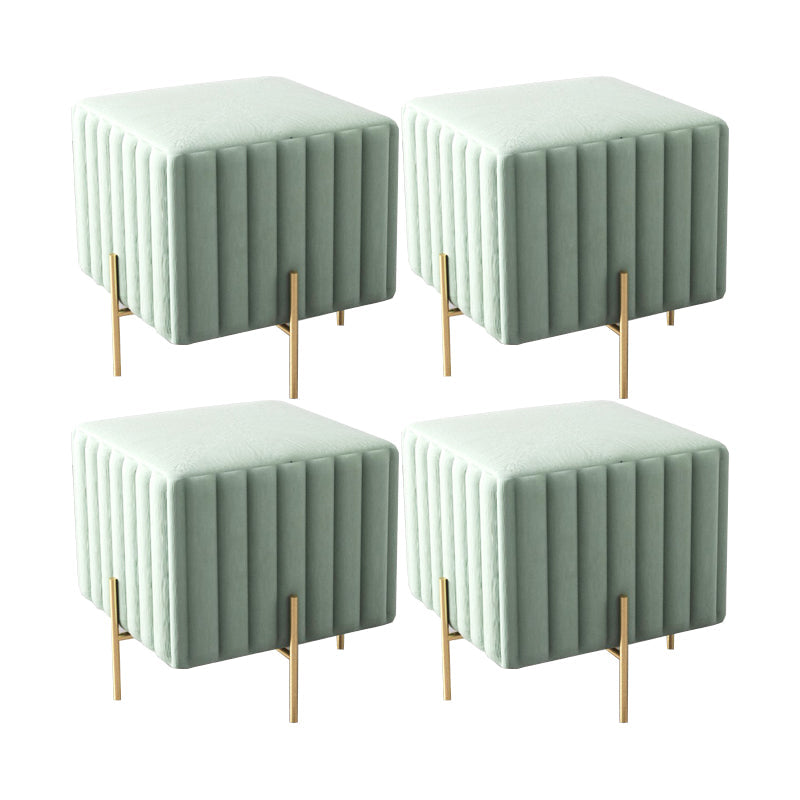 Glam Square Boucle Pouf Plain Samt Metallrahmen Wasserfestes osmanisches Fußstütze