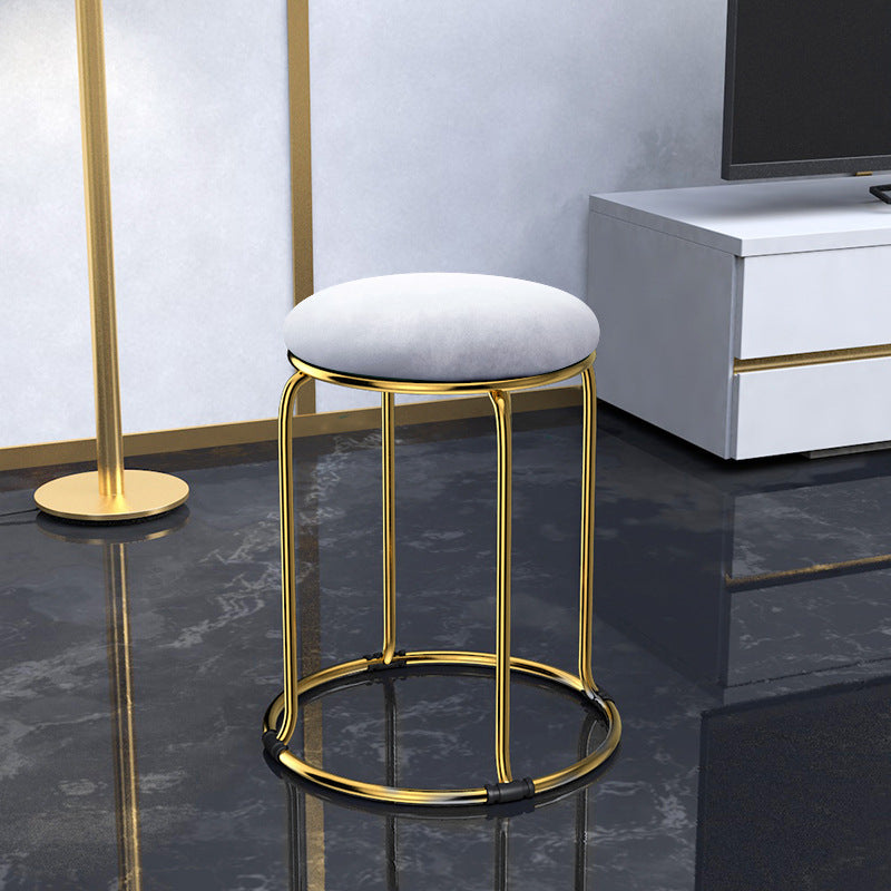 Glam Mental Leg Solid Ottoman Velvet Standard Fade Resistant Solid Color Round Ottoman Grey 1 Piece Clearhalo 'furn' 'furn_ottomans_poufs' 'Furniture' 'Living Room Furniture' 'Ottomans & Poufs' 'ottomans_poufs' 5771263