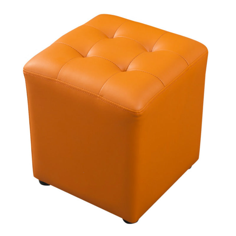 Pouf puro de color verde oscuro de color rojo de cuero redondo