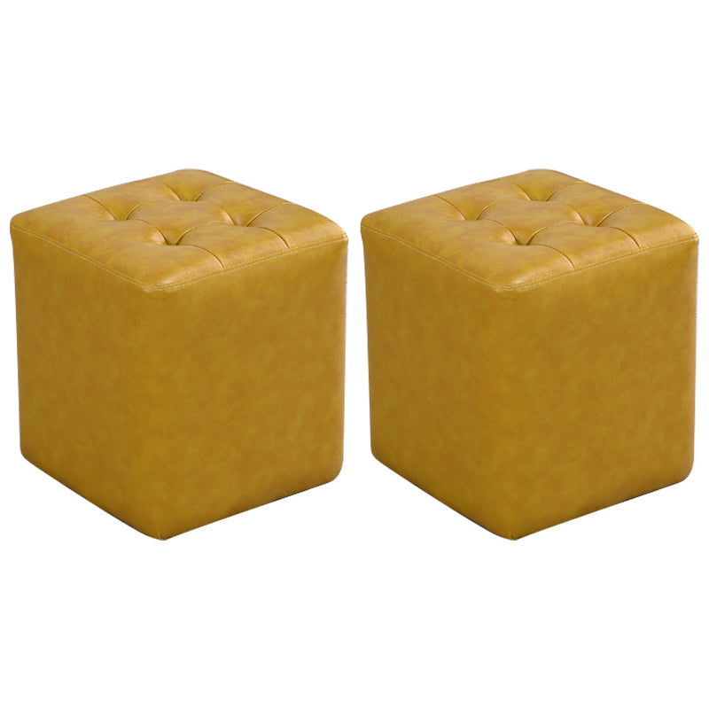 ミッドセンチュリーモダンオットマン耐水性固体色の房状の本革キューブオットマン